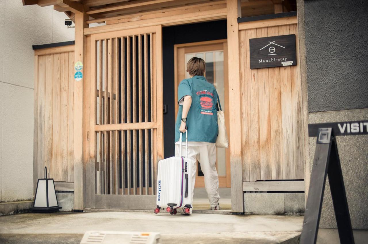 Manabi-Stay Takayama モダンな蔵ダイニングと半露天風呂付き古民家一棟貸切ホテル Εξωτερικό φωτογραφία